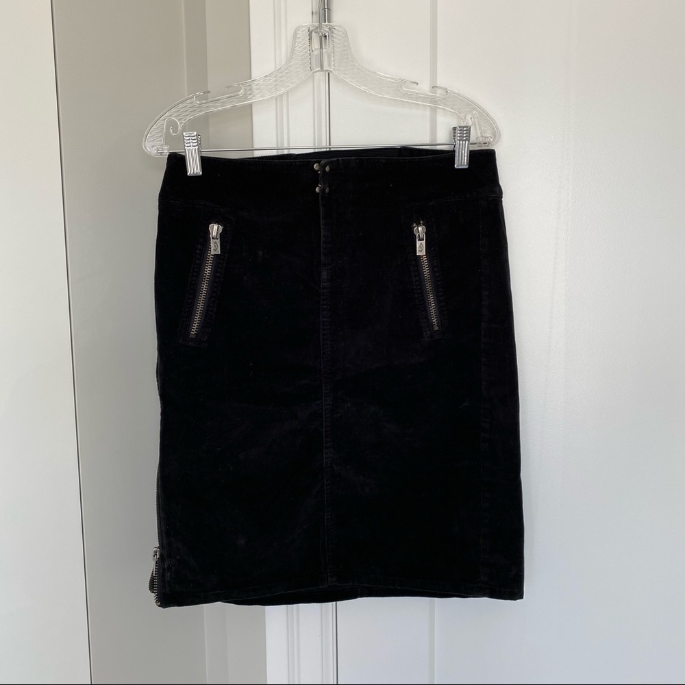 💙 Black Diesel Corduroy Skirt​​​​​